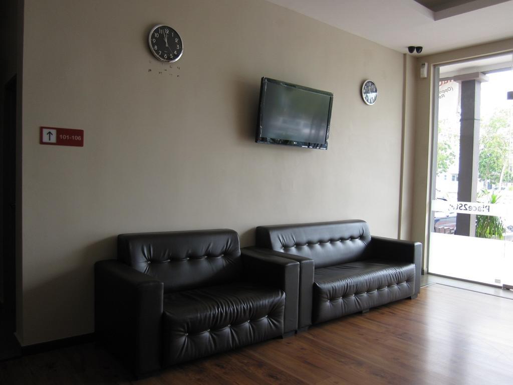 Place2Stay Hotel Malacca Extérieur photo